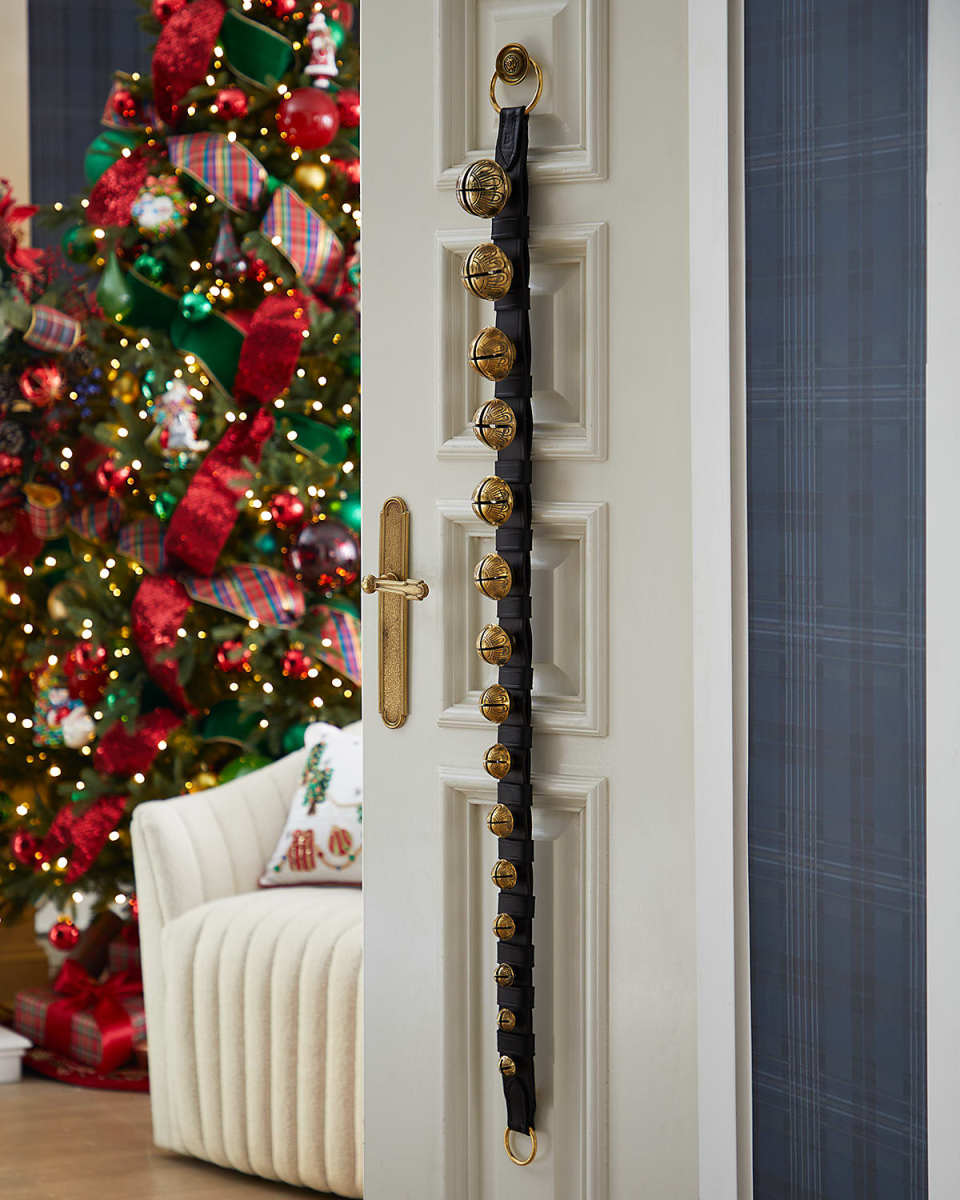 15 Graduated Brass Bells